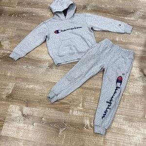 Champion Sweatsuit for Boy/Size: Small